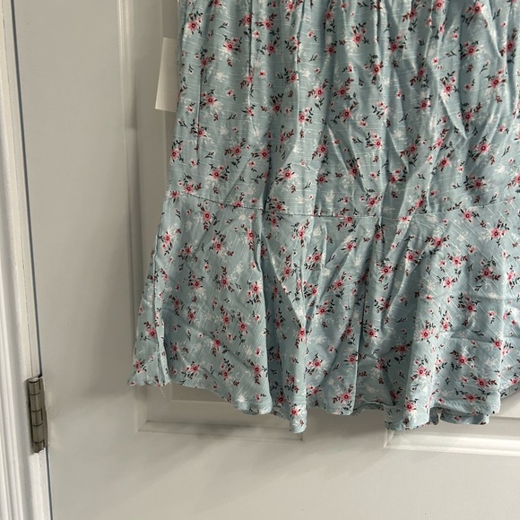 NWT-In Girl 2-Piece Skirt Set - Picture 11 of 12